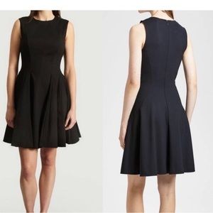 Theory Black Sleeveless Knit Dress w Pleated Skirt Size 2